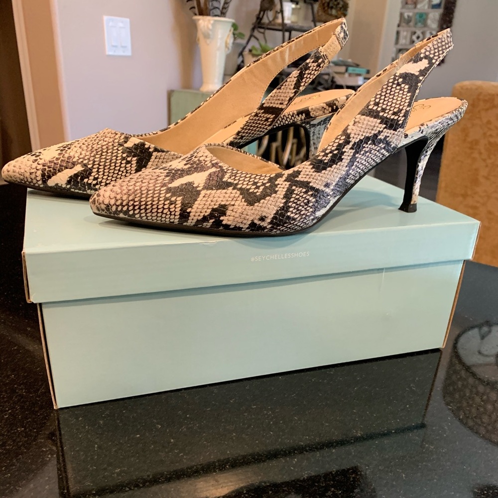 🌟 Seychelles Ornament Snakeskin Leather Heel